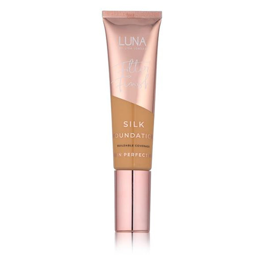 Luna By Lisa Silk Foundation 8 Tan Plus